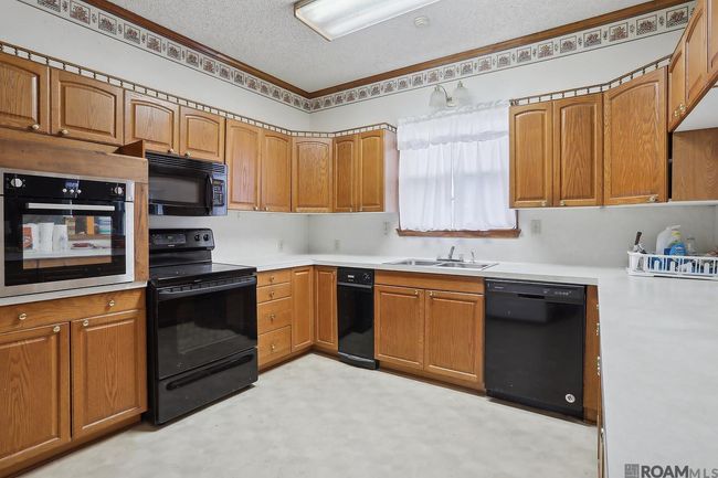 914 & 928 Midway Rd, House other with 3 bedrooms, 3 bathrooms and 4 parking in Slaughter LA | Image 4