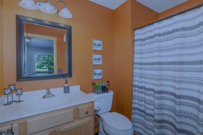 Lower level bathroom.jpg | Image 20