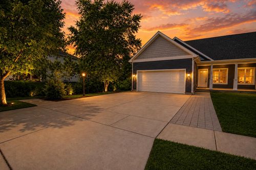 1828 S Creekside Ct, Westville, IN, 46391-3412 | Card Image