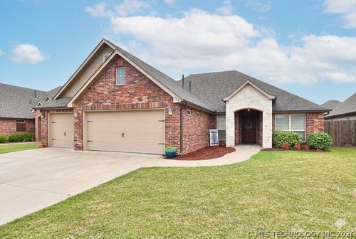 7414 83rd St, Owasso, OK, 74055-9005 | Card Image