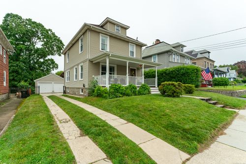 335 Ocean Ave, New London, CT, 06320-4719 | Card Image