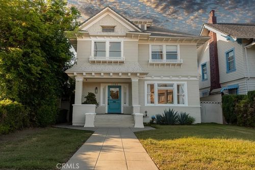 2283 W 25th St, Los Angeles, CA, 90018-1916 | Card Image