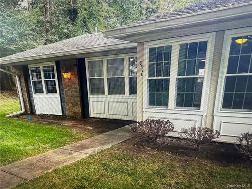 333 A Woodbridge, Brookhaven, NY, 11961 | Card Image