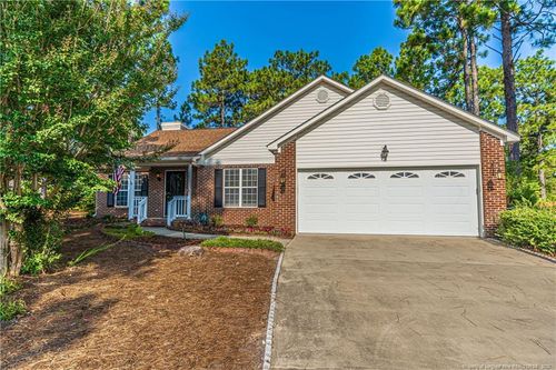 8 White Ct, Pinehurst, NC, 28374-7074 | Card Image