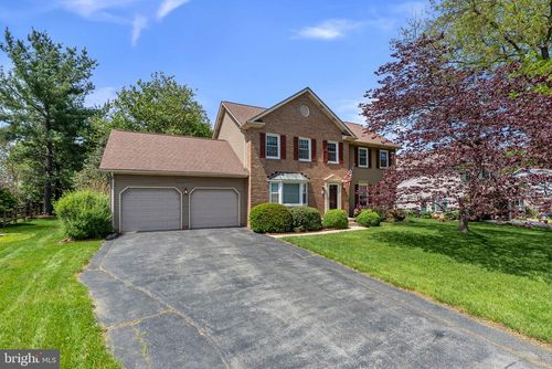 205 Oakmanor Way, WALKERSVILLE, MD, 21793-8135 | Card Image