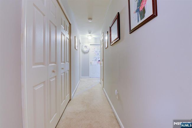 179 Riverwalk Way, Townhouse with 2 bedrooms, 3 bathrooms and null parking in Clifton NJ | Image 27