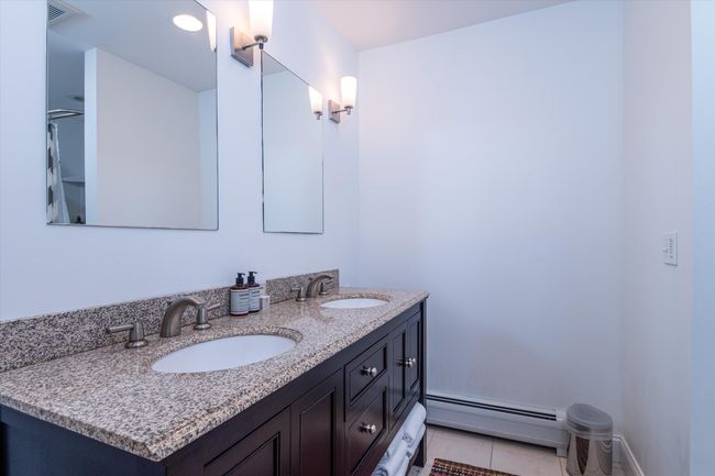 Lower Level Bath | Image 21