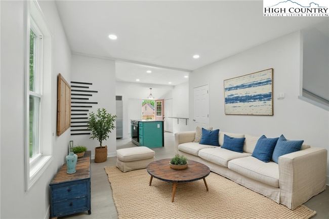 Living room virtually staged | Image 9