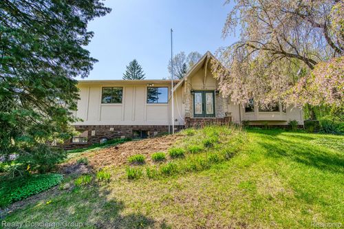 5412 Prairie Vw, Brighton, MI, 48116-7715 | Card Image