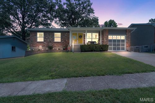 4322 Martyridge Dr, Saint Louis, MO, 63129-3439 | Card Image