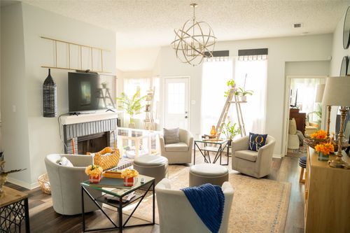 10113 Long Rifle Dr, Fort Worth, TX, 76108-4156 | Card Image