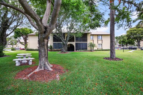c-2-321 Pine Ridge Cir, Greenacres, FL, 33463-1408 | Card Image