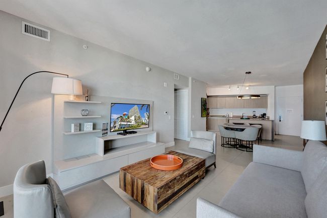 1910 - 4111 S Ocean Dr, Condo with 1 bedrooms, 1 bathrooms and null parking in Hollywood FL | Image 10