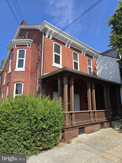 1017 Chestnut St, LEBANON, PA, 17042-5133 | Card Image