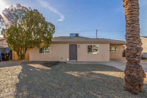 2749 W Montecito Ave, Phoenix, AZ, 85017-4238 | Card Image