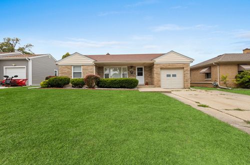 251 W 10th St, Chicago Heights, IL, 60411-2003 | Card Image