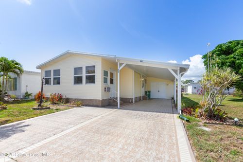333 Loquat Dr, Barefoot Bay, FL, 32976-6833 | Card Image