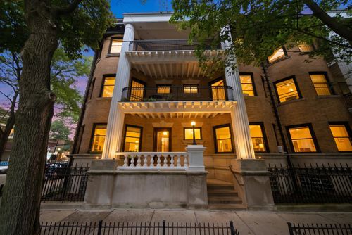 1-5703 S Blackstone Ave, Chicago, IL, 60637-7138 | Card Image