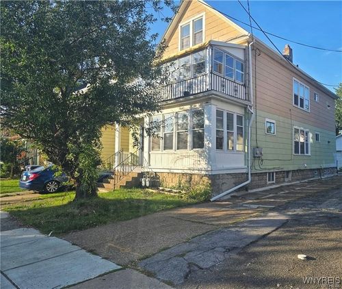 74 Philadelphia St, Buffalo, NY, 14207-1626 | Card Image