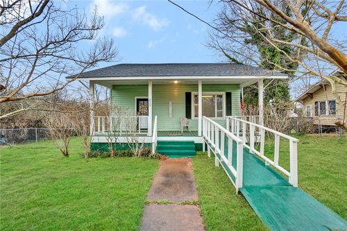 2505 E Brown St, Seneca, SC, 29678-4657 | Card Image