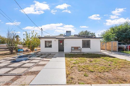 1927 W Lawrence Rd, Phoenix, AZ, 85015-1113 | Card Image