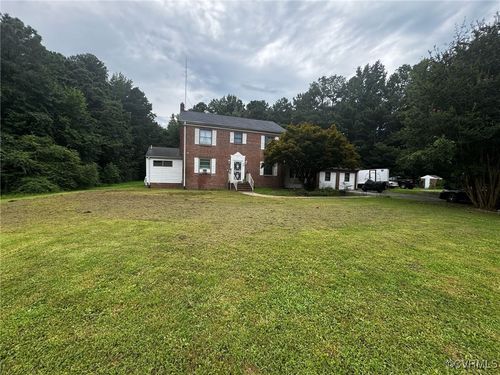 1418 Sussex Dr, Emporia, VA, 23847-6442 | Card Image