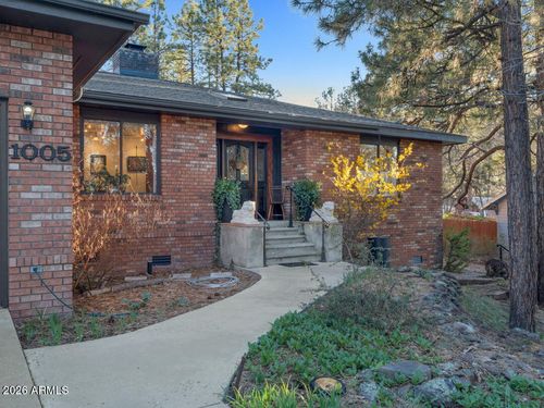 1005 Park Way, Williams, AZ, 86046-2833 | Card Image
