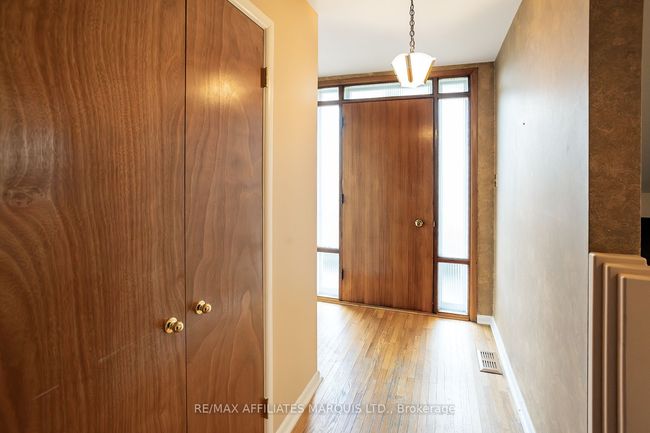 77 Kyle Dr, House other with 4 bedrooms, 3 bathrooms and 3 parking in South Dundas ON | Image 8