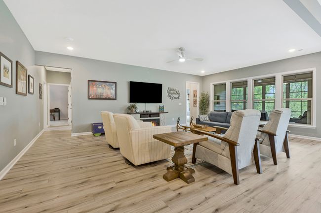 7027 Hickman Way, House other with 3 bedrooms, 3 bathrooms and 2 parking in Spring Hill TN | Image 8