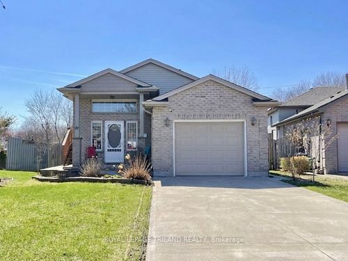 57 Simms Crt, London, ON, N5Z5E7 | Card Image