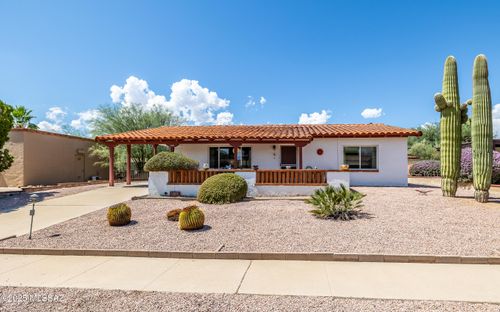 130 E Los Arcos, Green Valley, AZ, 85614-2429 | Card Image