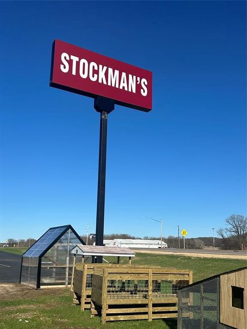 12524 Frontage Rd, Osseo, WI, 54758-7112 | Card Image