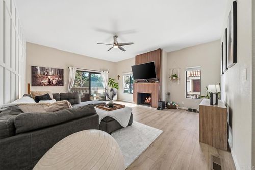 5245 Reservoir Dr, San Diego, CA, 92115-1508 | Card Image