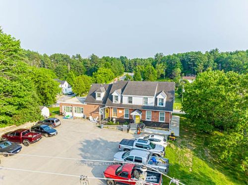 33 Flint Ave, Bancroft, ON, K0L1C0 | Card Image