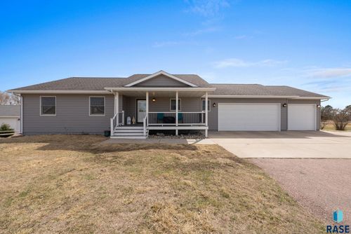 403 Meadowlark Ln, Montrose, SD, 57048-2074 | Card Image