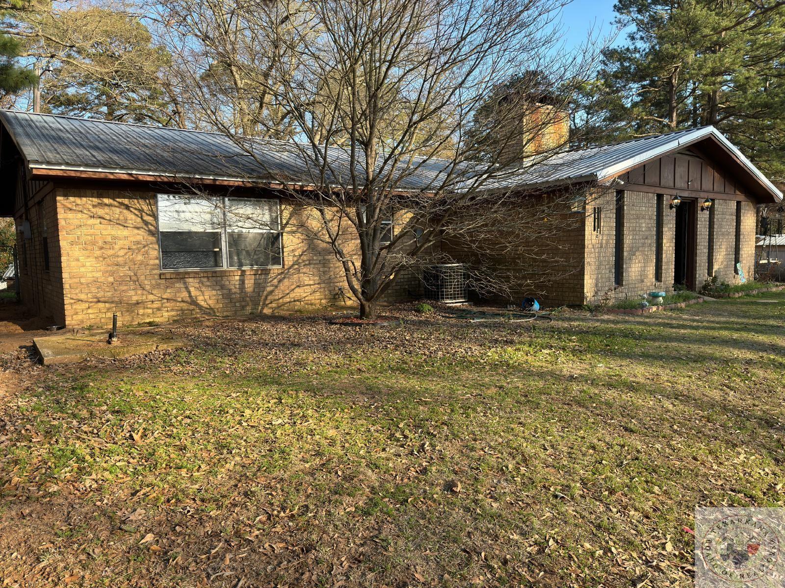 7th St, Ashdown, AR 71822