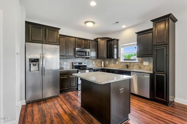 12-web-or-mls-P1478840 | Image 10