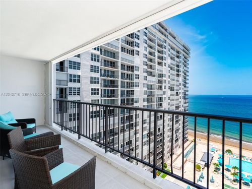 15b-4280 Galt Ocean Dr, Fort Lauderdale, FL, 33308-6148 | Card Image