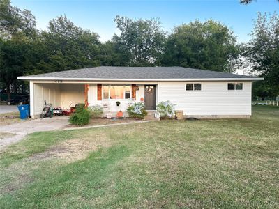 418 N 10th, House other with 3 bedrooms, 1 bathrooms and null parking in Hartshorne OK | Image 1