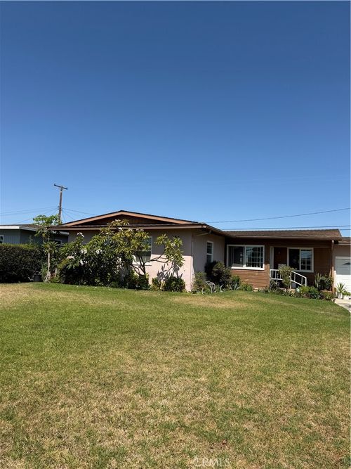 11882 Easy Way, Garden Grove, CA, 92840-2109 | Card Image