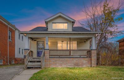 4850 Anderdon Street, Home with 3 bedrooms, 2 bathrooms and null parking in Detroit MI | Image 2