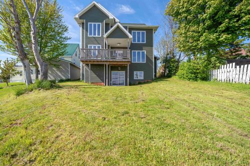 275 High Street, Pictou, NS, B0K1H0 | Card Image