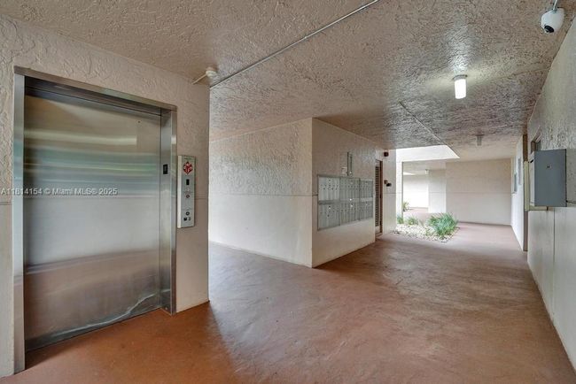 APT-304 - 1911 Sabal Palm Dr, Condo with 2 bedrooms, 2 bathrooms and null parking in Davie FL | Image 53