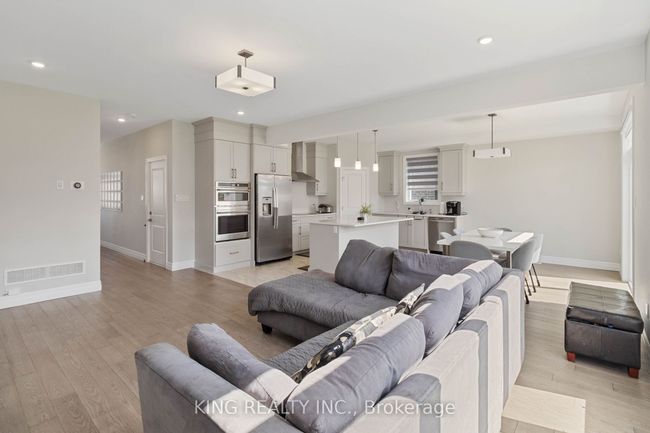 122 Renaissance Dr, House other with 4 bedrooms, 3 bathrooms and 2 parking in Saint Thomas ON | Image 7