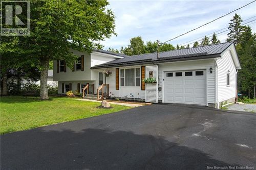 44 Wedgewood Dr, Rothesay, NB, E2E3P8 | Card Image
