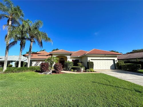 8133 Misty Oaks Blvd, SARASOTA, FL, 34243-3111 | Card Image