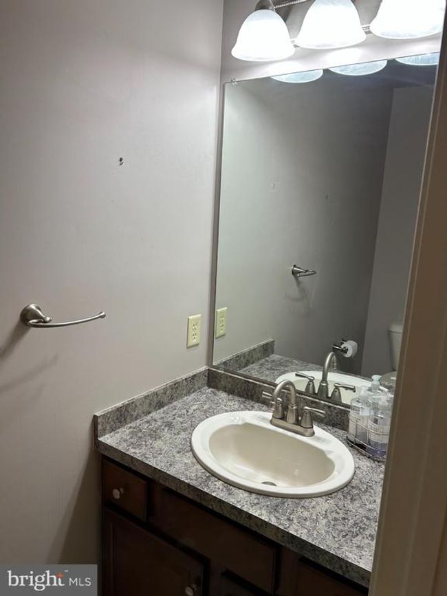 413 Park View Dr, Townhouse with 2 bedrooms, 3 bathrooms and null parking in HARRISBURG PA | Image 19