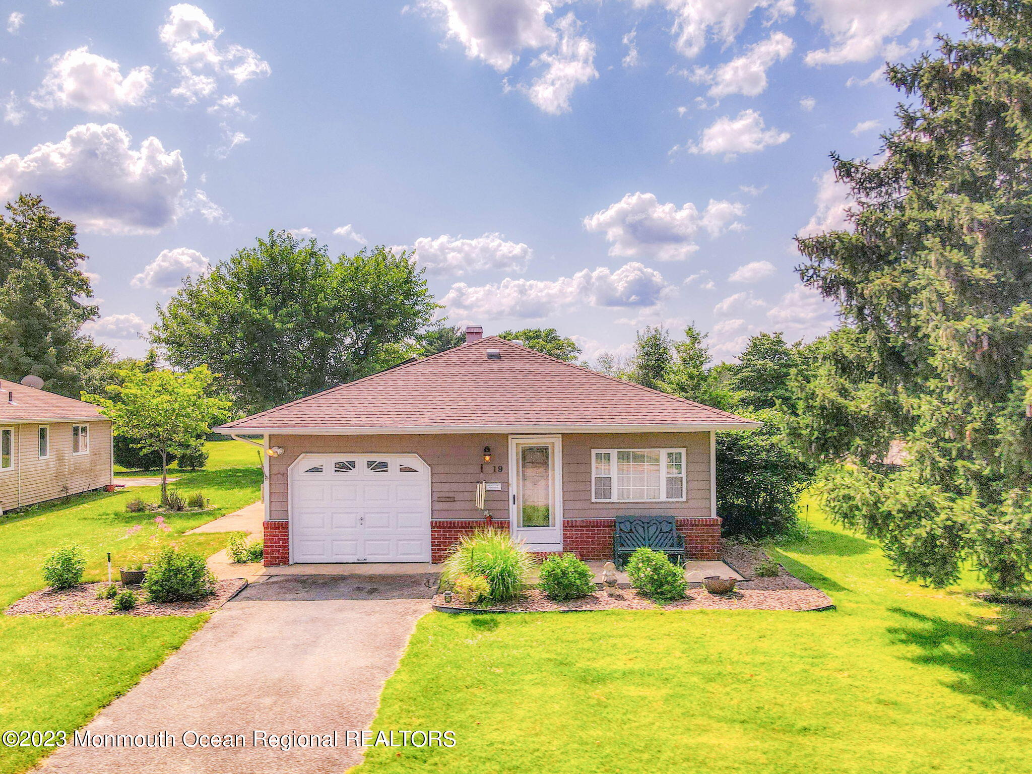 19 Martinique Drive, For Sale in Toms River Zoocasa