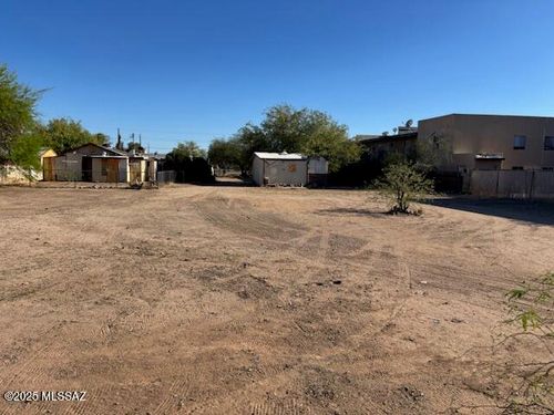 245 E Mohave Rd, Tucson, AZ, 85705-3623 | Card Image