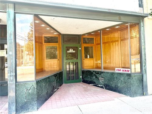 4 W Main St, Fredonia, NY, 14063-2117 | Card Image